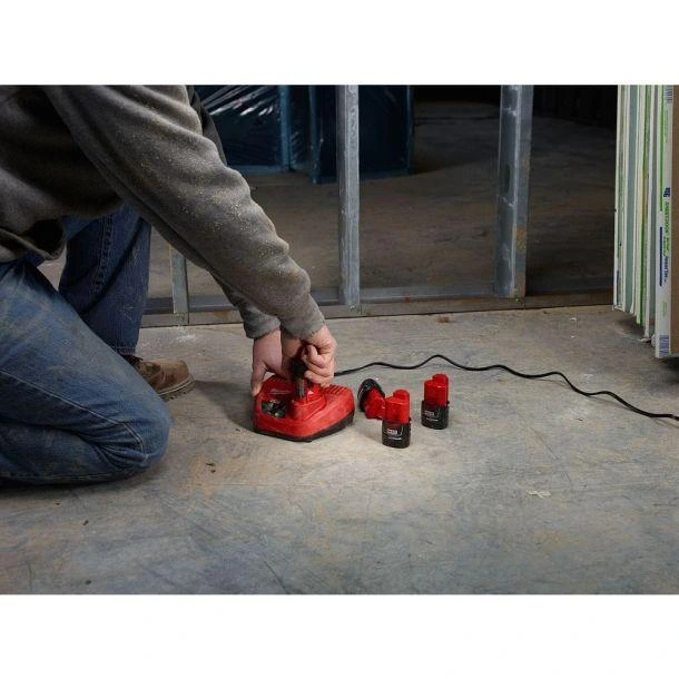 Milwaukee M12 C12C Charger - Gambar 3